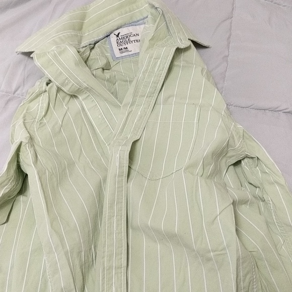 American eagle button up - Picture 1 of 4